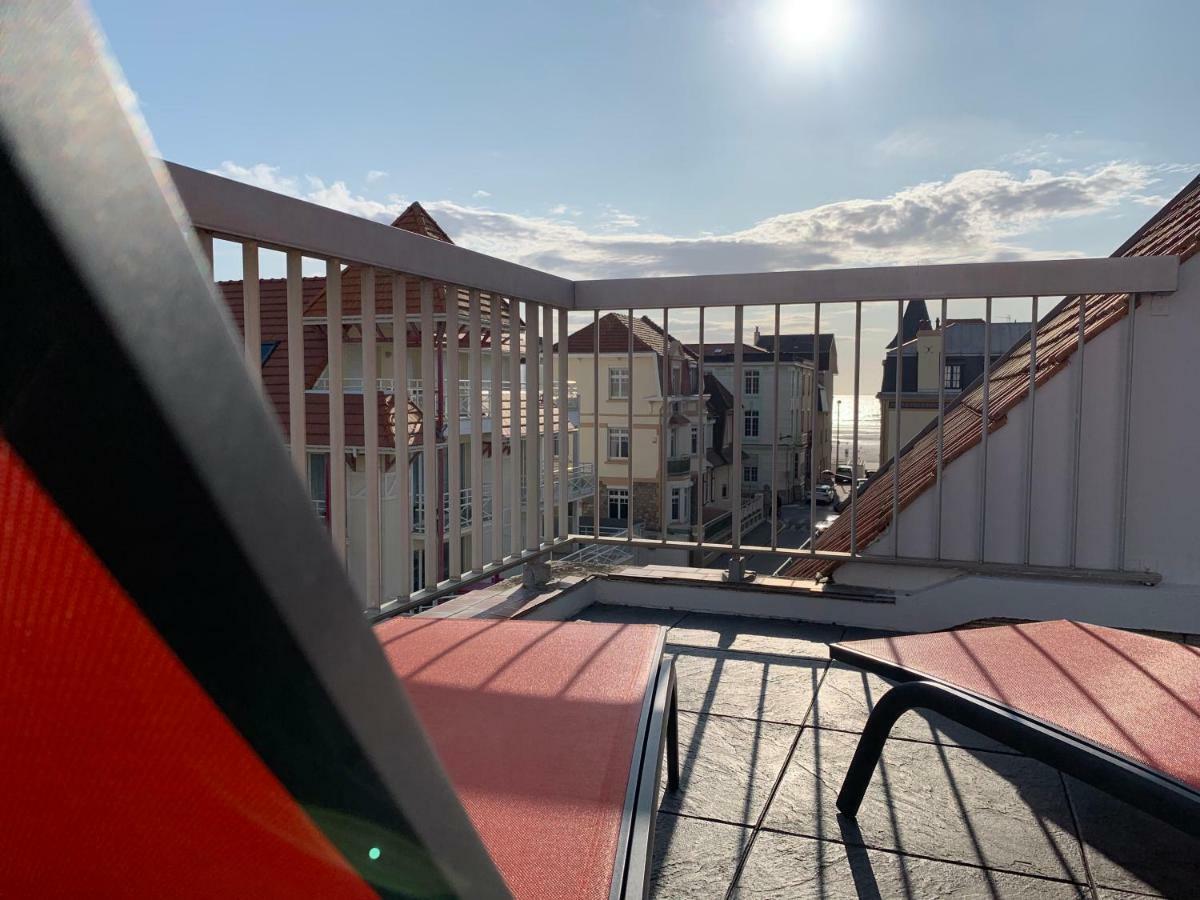 Appartement La Terrasse vue Mer du 42 Ferber, Plein Sud Wifi à Wimereux Extérieur photo